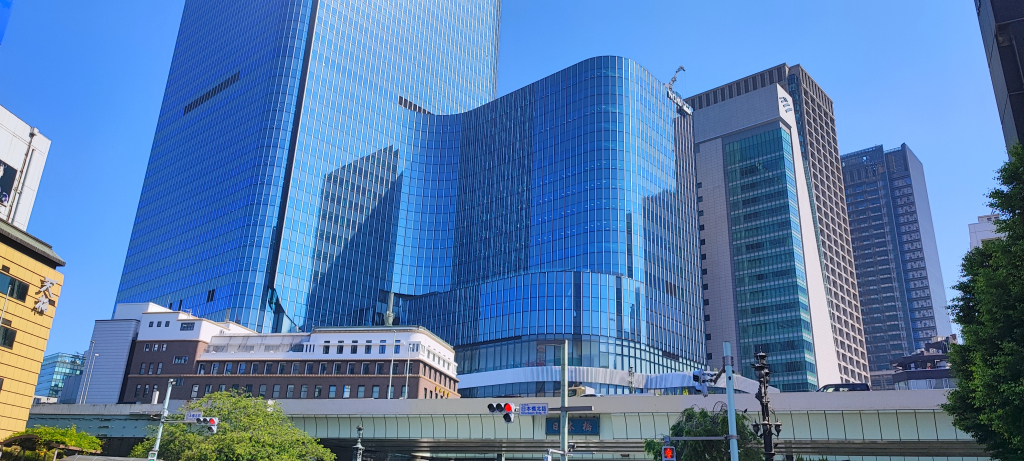 日本橋と東京ミッドタウン日本橋