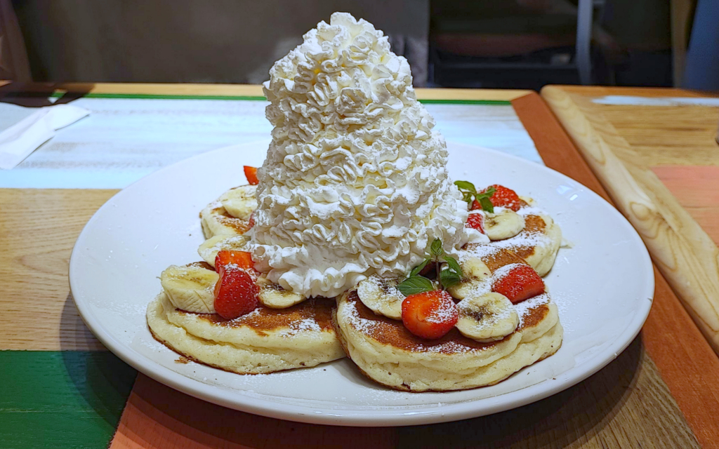 ストロベリー＆バナナホイップパンケーキ